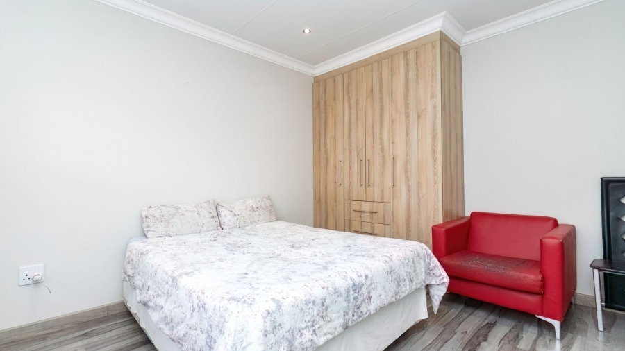 4 Bedroom Property for Sale in Boschdal North West